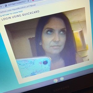 Meet your Posher, Lina